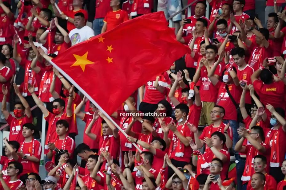 人人看球 战术板动画拆解：高位压迫为何在赛季中段更容易被破解